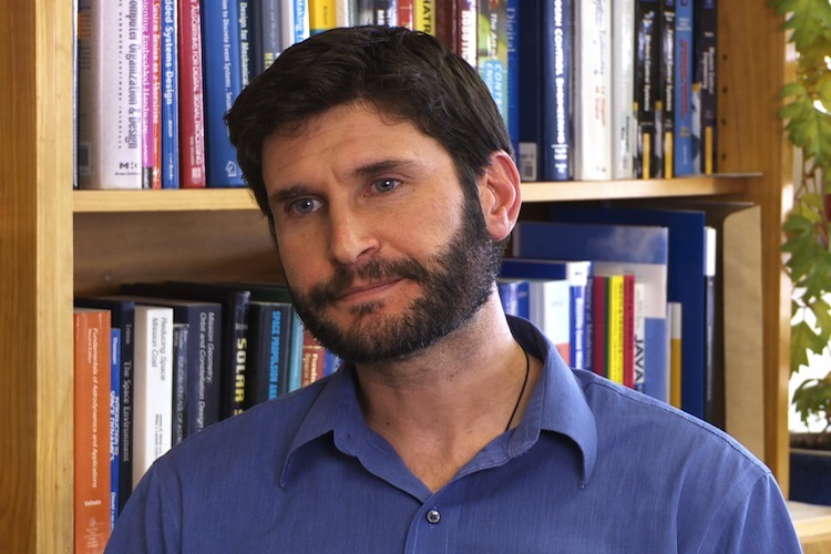 Dr Allan McInnes, lecturer in Electrical & Computer Engineering