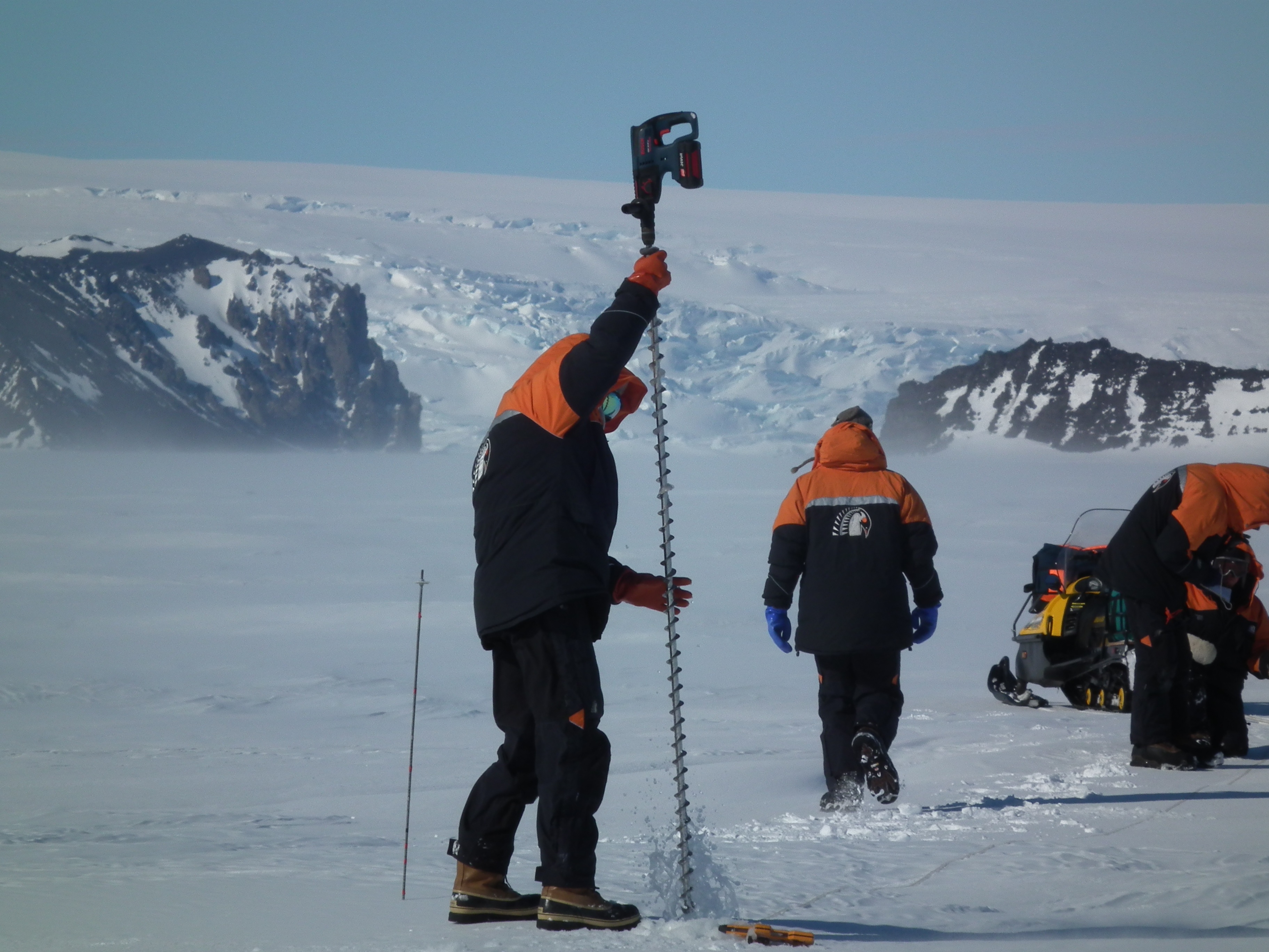 Satellites measure sea ice thickness — Science Learning Hub