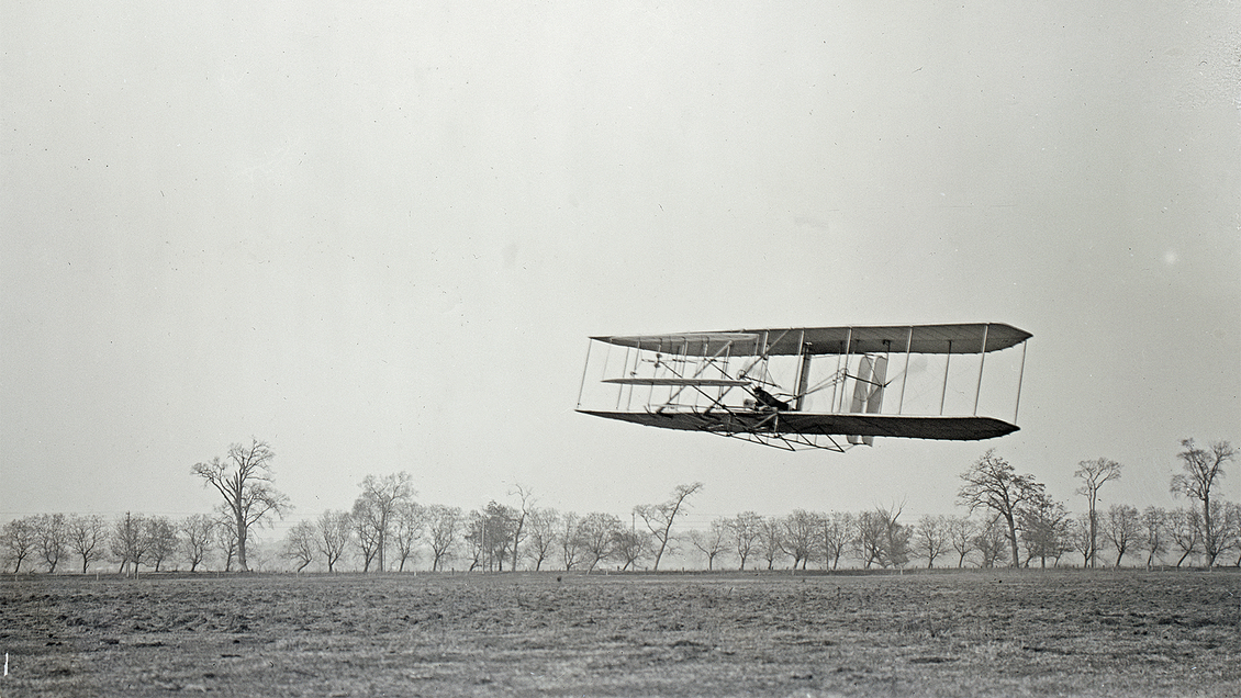 The Wright brothers’ plane in flight 1904.