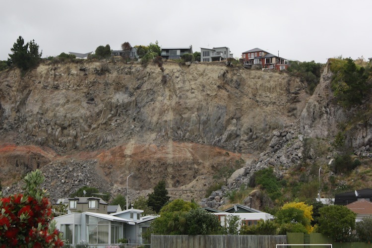 what plates caused the christchurch earthquake 2011