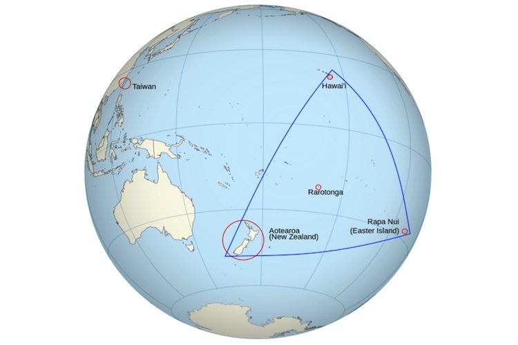 2013 Waka Tapu Polynesian triangle route - Aotearoa to Rapanui.