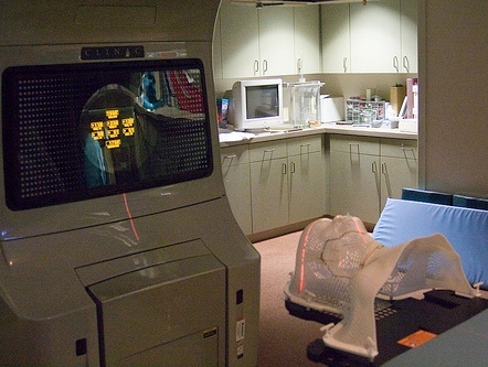 Radiation therapy room