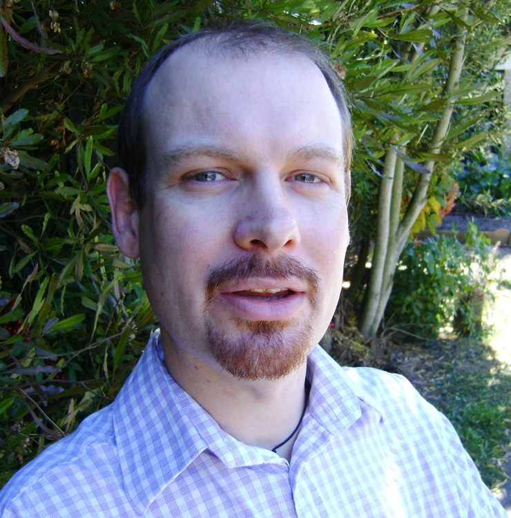 Dr Mark Jermy head and shoulder photo outside