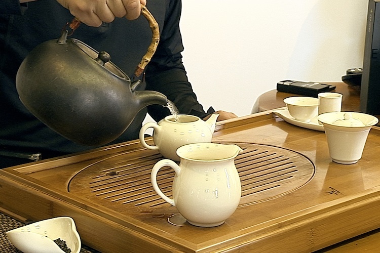 Brewing oolong tea in ceremony