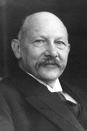 Portrait photo of Dutch scientist Heike Kammerlingh Onnes
