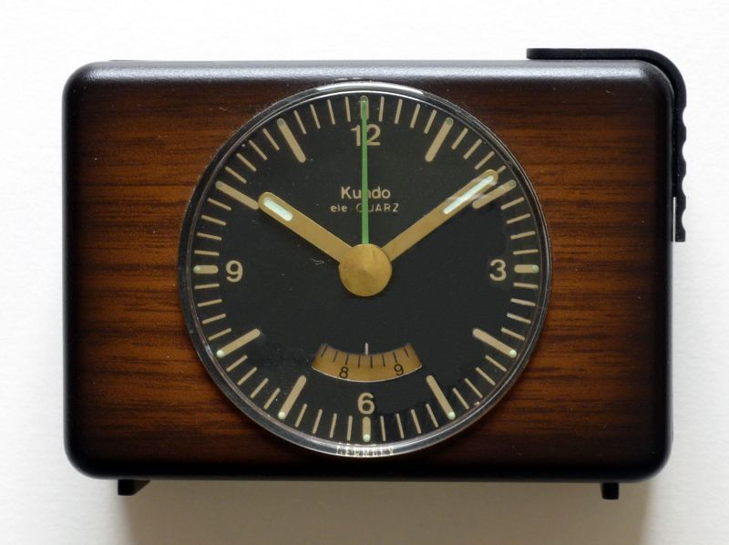 Kundo-Quarzwecke clock.