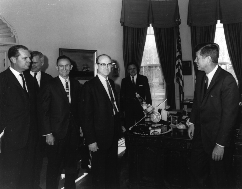 1963 group incl: Sir William Pickering & President JF Kennedy